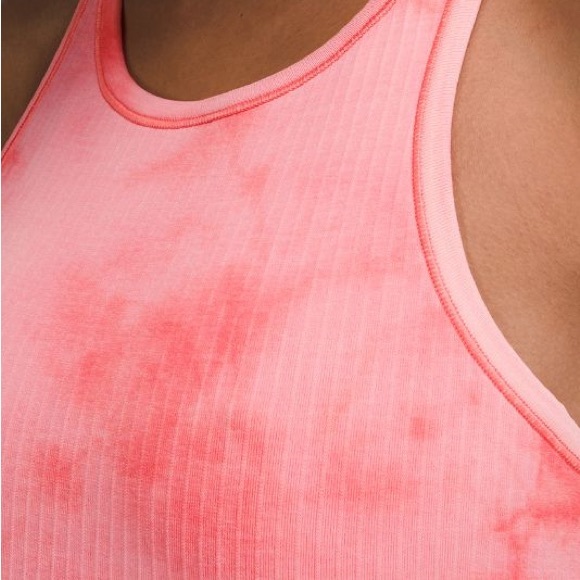 lululemon Ebb to Street Cropped Racerback Tank Top Raspberry Cream Marble Dye 10 - Picture 2 of 4